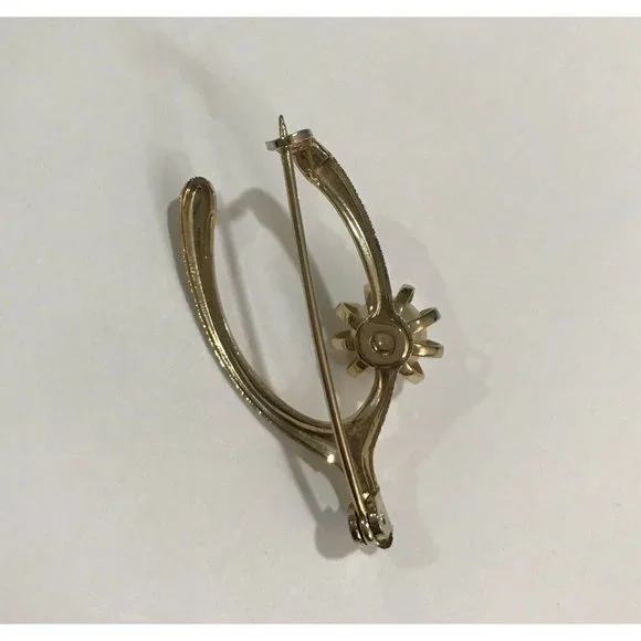 VINTAGE WISHBONE BROOCH GOOD LUCK SYMBOL GOLD TONE METAL PIN FAUX PEARL - Picture 5 of 7